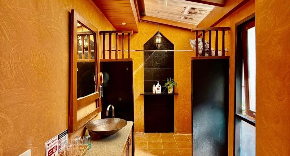 For rent 4 bedrooms villa in Jomtien, Pattaya