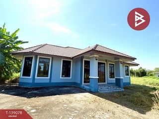 For sale 3 bedrooms house in Mueang Nakhon Sawan, Nakhon Sawan