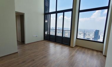 À vendre 2 chambres condo à Watthana, Bangkok