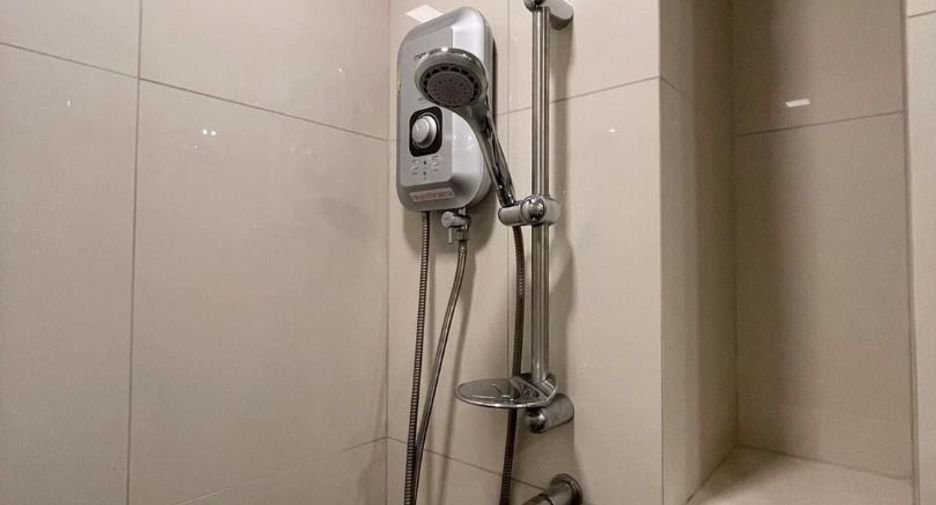 For rent 1 bed condo in Phra Khanong, Bangkok
