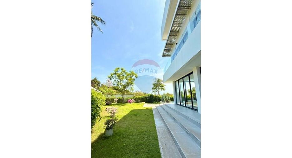 For rent 3 bedrooms villa in Ko Samui, Surat Thani