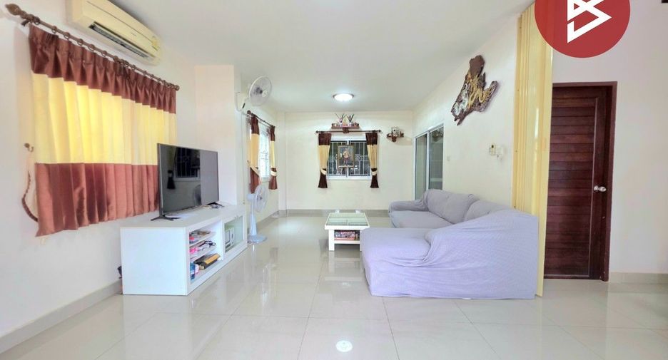 For sale 3 bedrooms house in Mueang Chon Buri, Chonburi