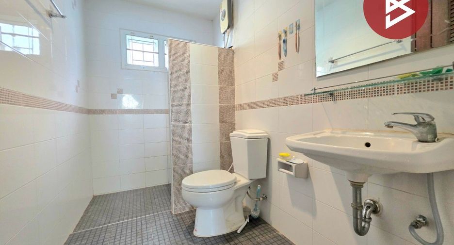 For sale 3 bedrooms house in Mueang Chon Buri, Chonburi