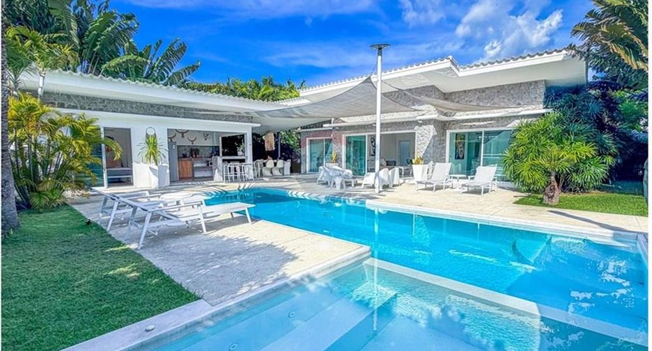 For sale 3 bedrooms villa in Ko Samui, Surat Thani