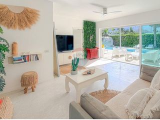 For sale 3 bedrooms villa in Ko Samui, Surat Thani