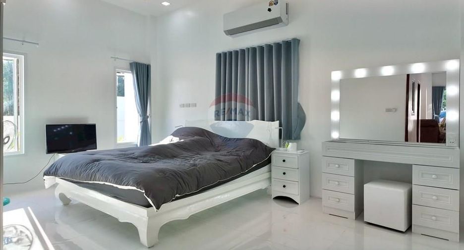 For sale 3 bedrooms villa in Ko Samui, Surat Thani