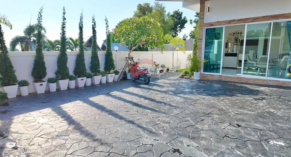 For sale 3 bedrooms villa in Ko Samui, Surat Thani