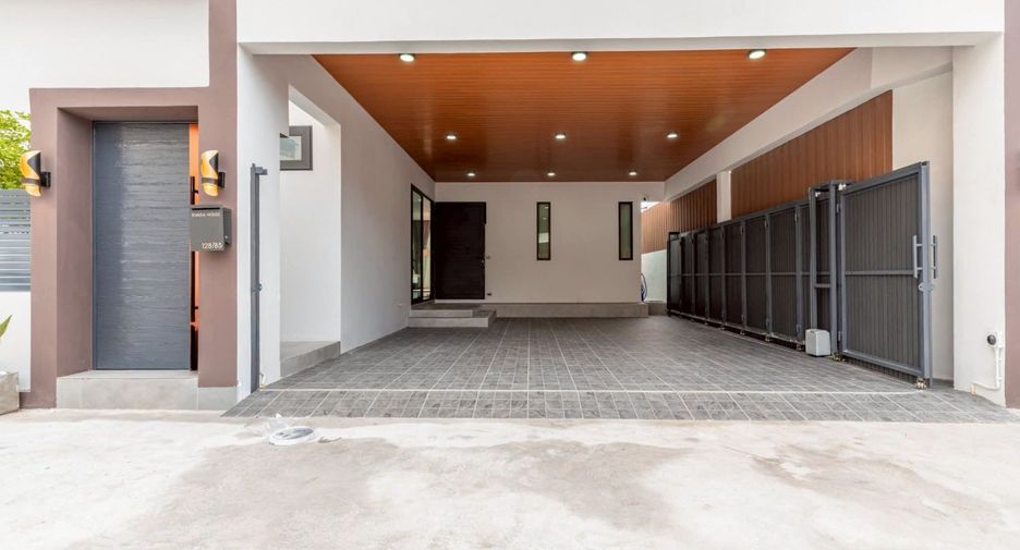 Villa en venta de 3 habitaciones en Bang Lamung, Chonburi