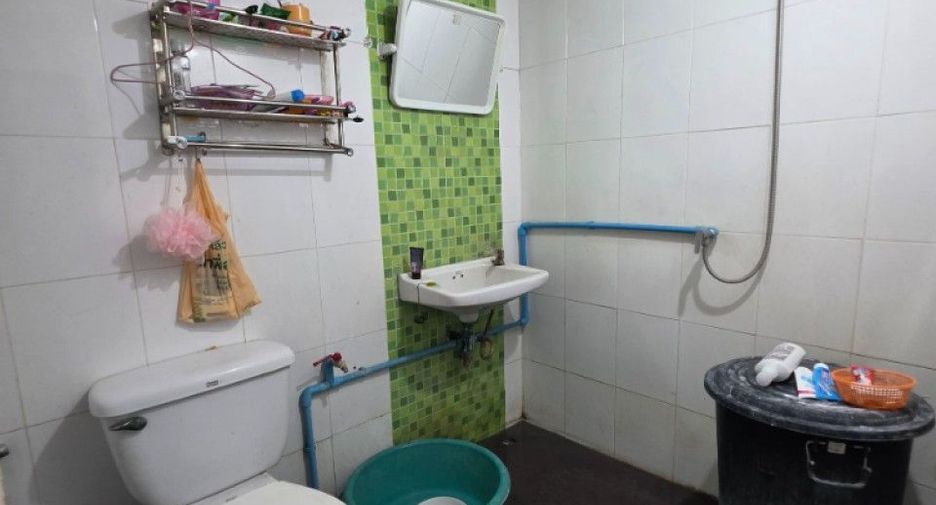 Casa en venta de 3 habitaciones en Bang Khun Thian, Bangkok