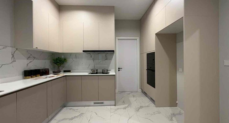 For rent 4 bedrooms villa in Bang Lamung, Chonburi