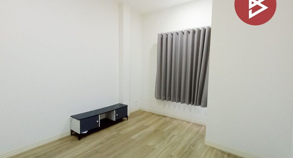 For sale 3 bedrooms townhouse in Ban Pong, Ratchaburi