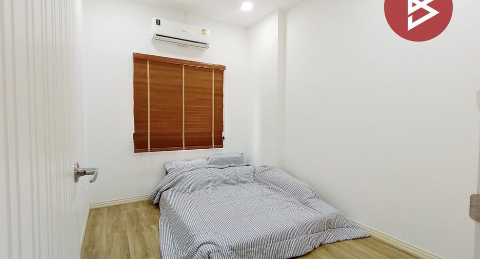 For sale 3 bedrooms townhouse in Ban Pong, Ratchaburi