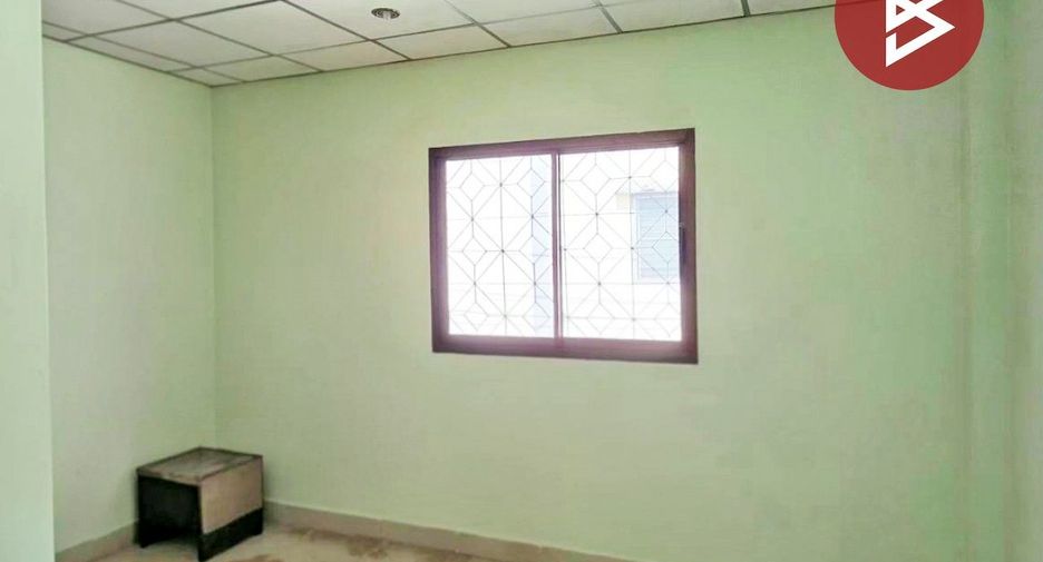 Gewerbefläche zum Kauf mit 3 Zimmer in Mueang Rayong, Rayong