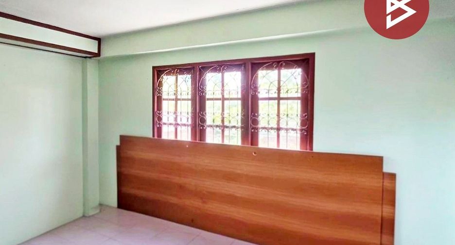 Gewerbefläche zum Kauf mit 3 Zimmer in Mueang Rayong, Rayong