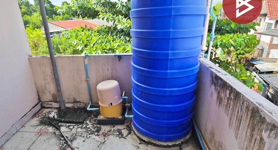 Gewerbefläche zum Kauf mit 3 Zimmer in Mueang Rayong, Rayong