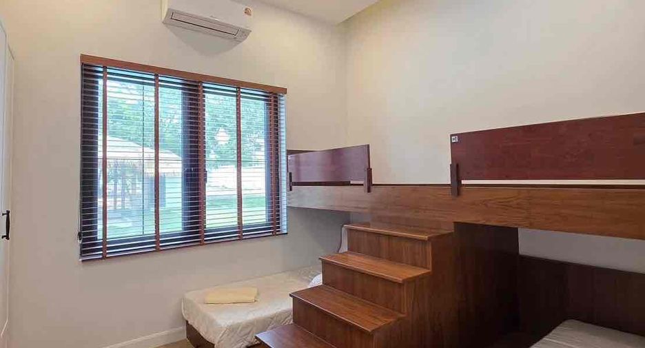 Villa en alquiler de 4 habitaciones en Sattahip, Chonburi