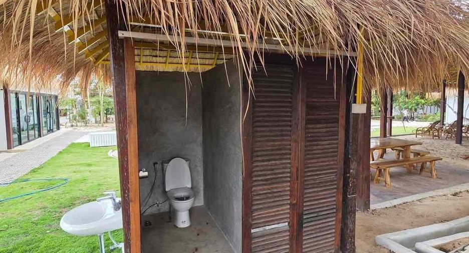 Villa en alquiler de 4 habitaciones en Sattahip, Chonburi