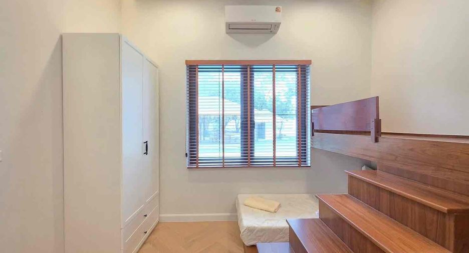 Villa en alquiler de 4 habitaciones en Sattahip, Chonburi