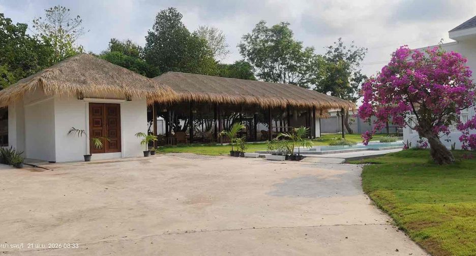 Villa en alquiler de 4 habitaciones en Sattahip, Chonburi