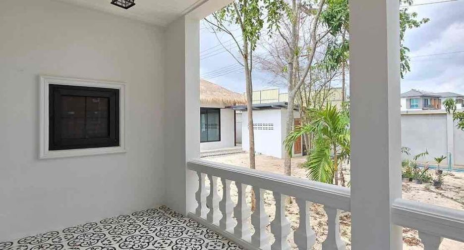 Villa en alquiler de 4 habitaciones en Sattahip, Chonburi