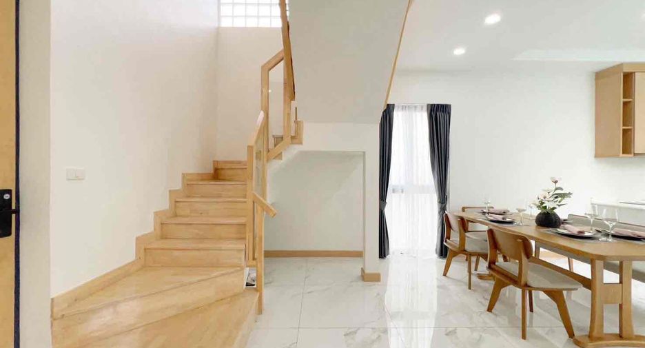 À louer 3 chambres villa à East Pattaya, Pattaya