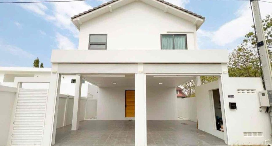 À louer 3 chambres villa à East Pattaya, Pattaya