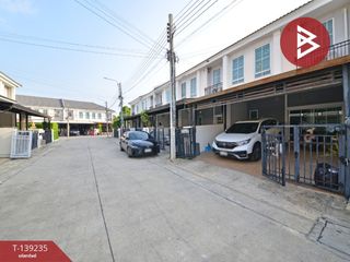 For sale 4 bedrooms townhouse in Bang Phli, Samut Prakan