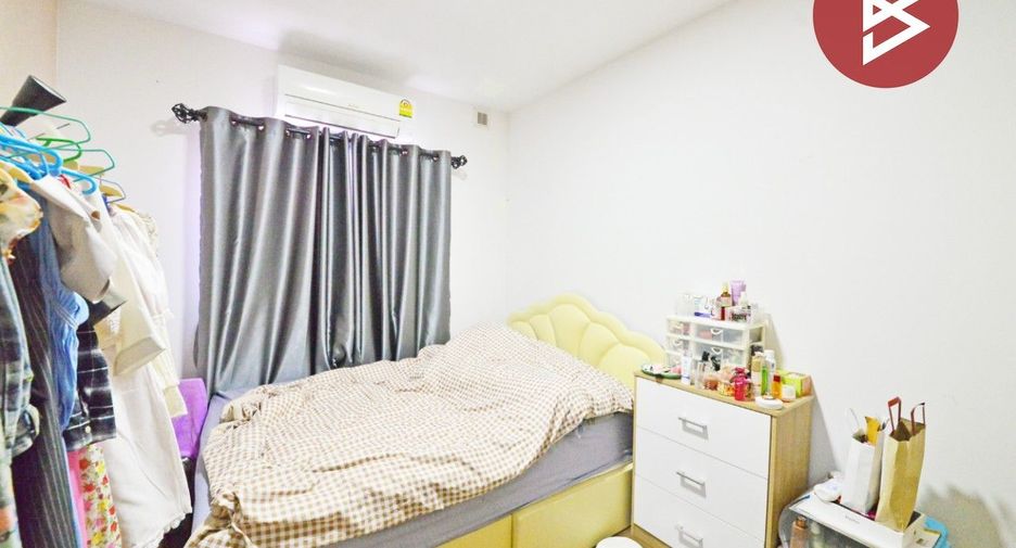 For sale 4 bedrooms townhouse in Bang Phli, Samut Prakan