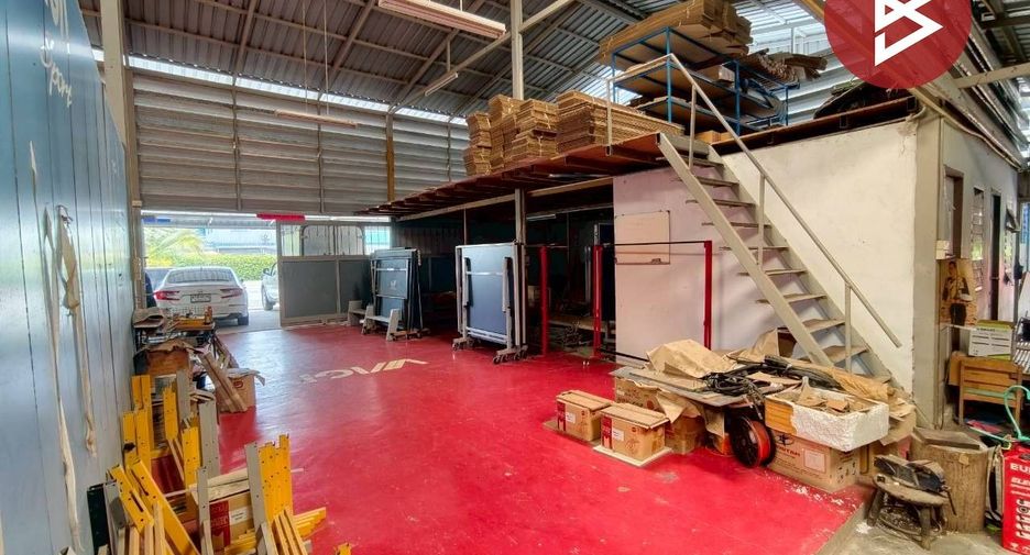 For sale warehouse in Mueang Samut Prakan, Samut Prakan