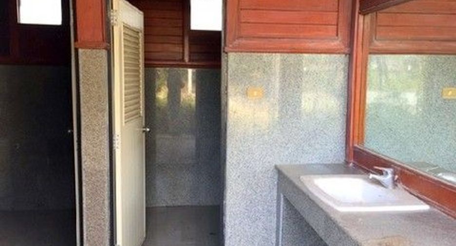 For sale 1 bed warehouse in Mueang Chiang Rai, Chiang Rai