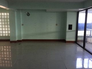 For sale 1 Beds retail Space in Mueang Chiang Rai, Chiang Rai