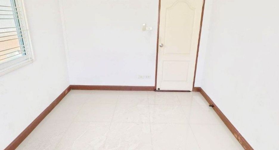 For sale 2 bedrooms house in Lat Krabang, Bangkok