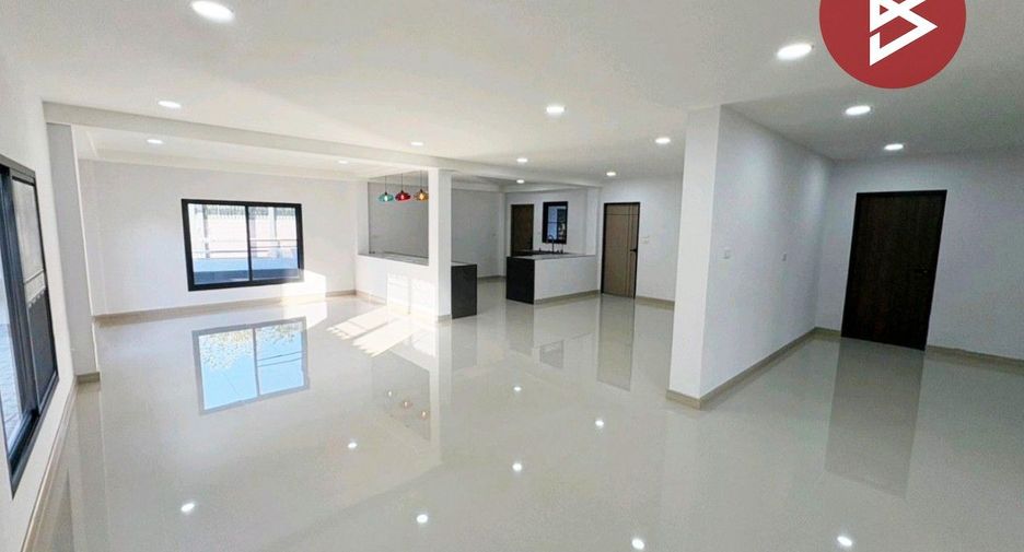 Casa en venta de 10 habitaciones en San Pa Tong, Chiang Mai