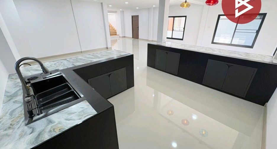 Casa en venta de 10 habitaciones en San Pa Tong, Chiang Mai