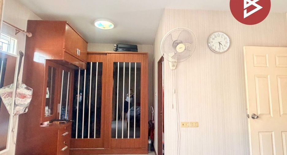 Продажа 3 спальни таунхаус в Si Racha, Чонбури