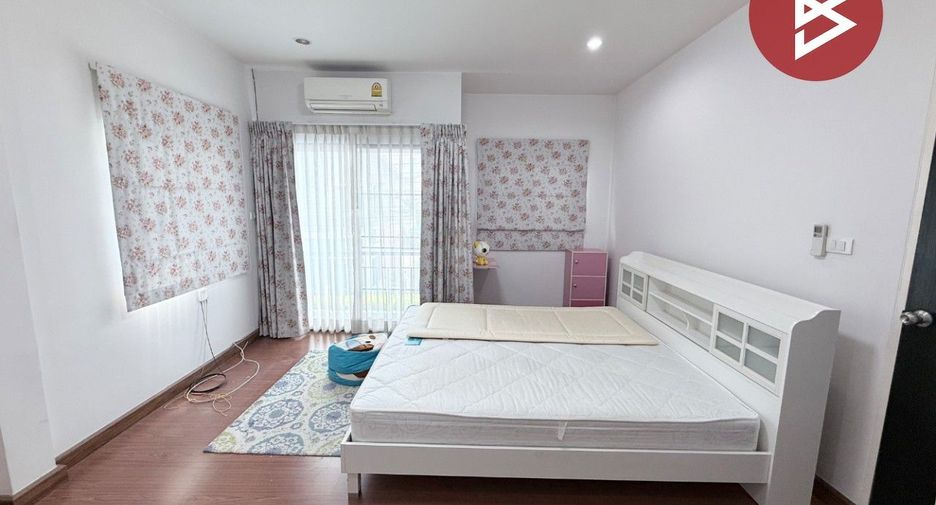 For sale 3 bedrooms house in Mueang Chon Buri, Chonburi