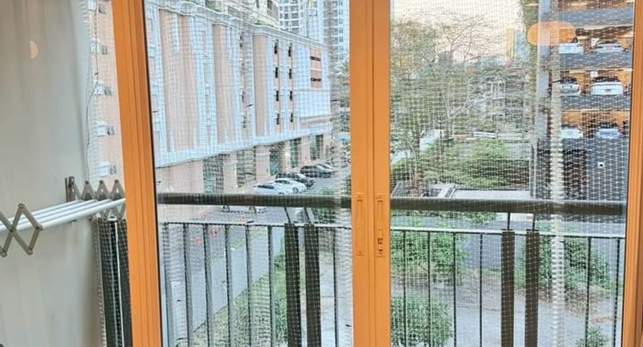 Аренда 2 спальни кондо в Патхум Щан, Бангкок