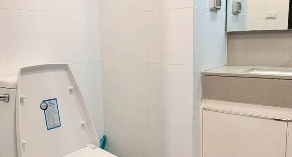 Аренда 2 спальни кондо в Патхум Щан, Бангкок