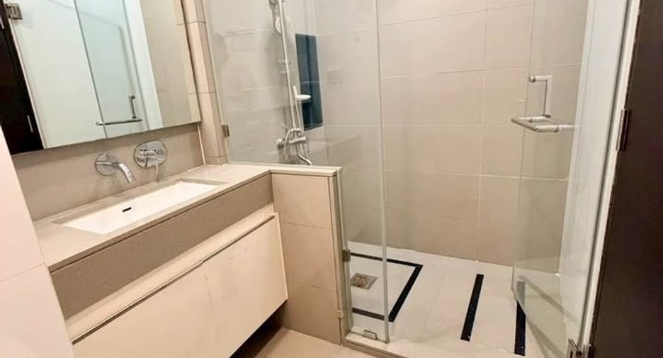 Аренда 2 спальни кондо в Патхум Щан, Бангкок