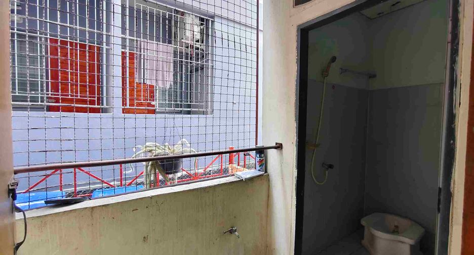 For sale 1 bed apartment in Bang Phli, Samut Prakan