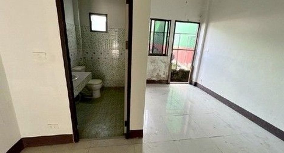 For sale 1 Beds retail Space in Mueang Chiang Rai, Chiang Rai