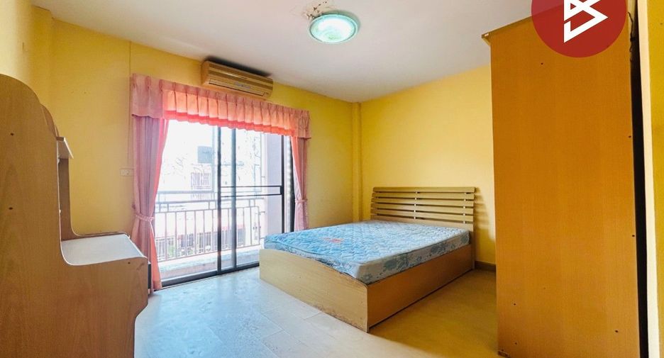 À vendre 2 chambres maison de ville à Phra Pradaeng, Samut Prakan