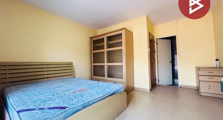 À vendre 2 chambres maison de ville à Phra Pradaeng, Samut Prakan