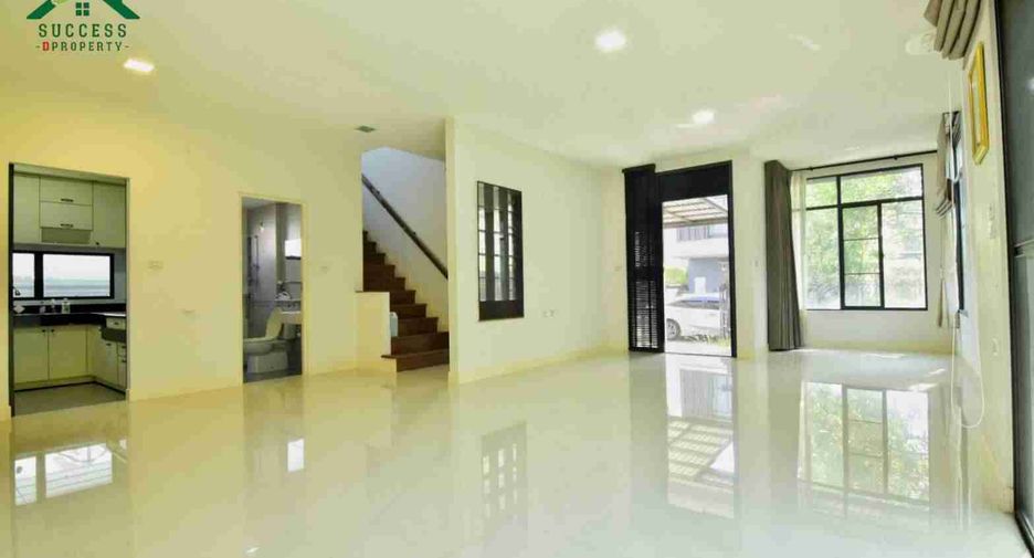 For sale 3 bedrooms house in Bang Phli, Samut Prakan