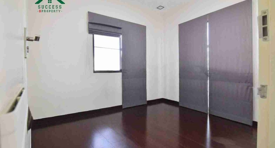 For sale 3 bedrooms house in Bang Phli, Samut Prakan