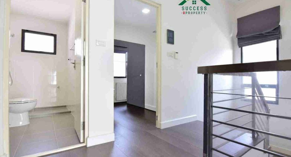 For sale 3 bedrooms house in Bang Phli, Samut Prakan
