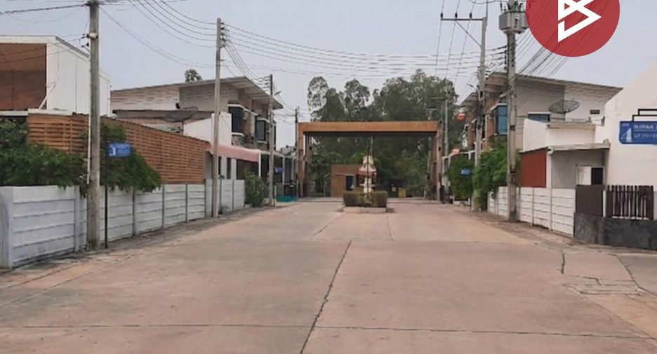 Casa adosada en venta de 2 habitaciones en Mueang Chon Buri, Chonburi