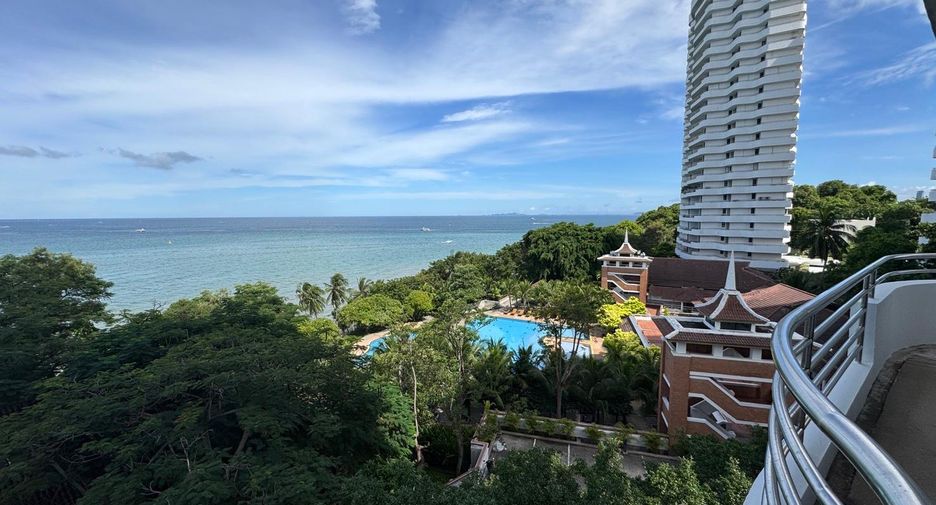 For sale 3 bedrooms condo in Bang Lamung, Chonburi