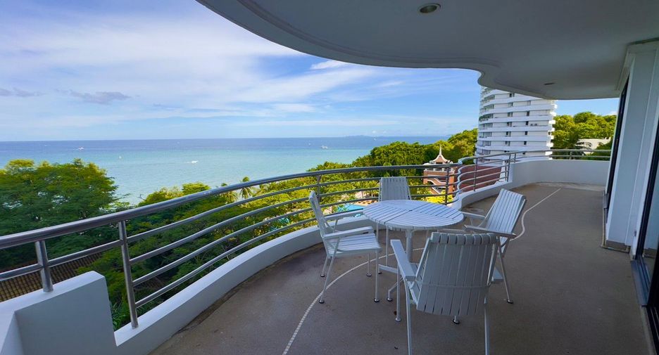 For sale 3 bedrooms condo in Bang Lamung, Chonburi