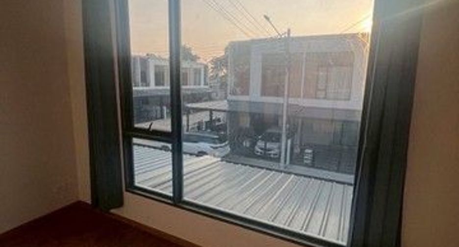 Haus zur Miete mit 3 Zimmer in Thanyaburi, Pathum Thani